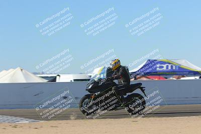 media/Nov-06-2023-Moto Forza (Mon) [[ce023d0744]]/4-Beginner Group/Session 4 (Finish Line Checker)/
